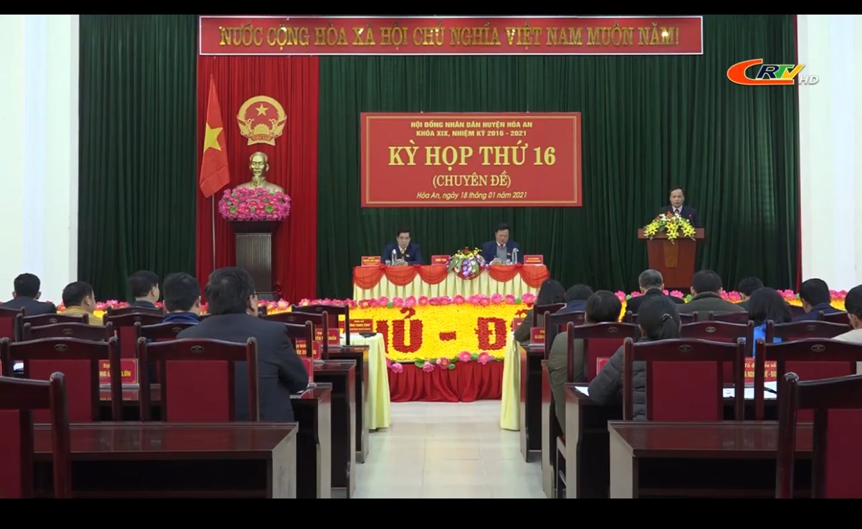Toàn cảnh kỳ họp thứ 16 (chuyên đề), HĐND huyện Hoà An. (ảnh Đài PT-TH huyện)