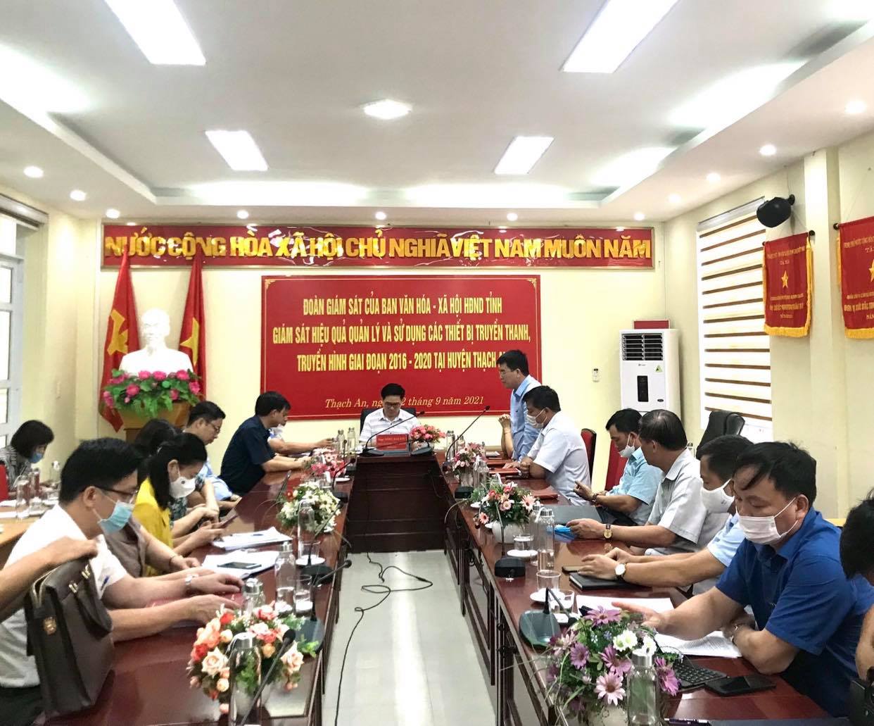Ban Văn hoá - Xã hội, HĐND tỉnh làm việc tại UBND huyện Thạch An