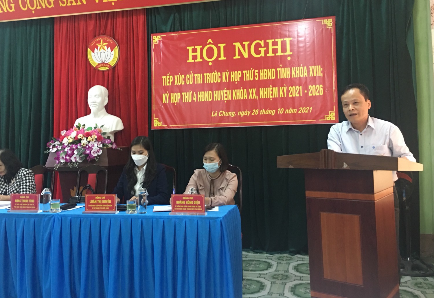 Đ/c Nông Thanh Tùng - PCT HĐND tỉnh phát biểu tại Hội nghị