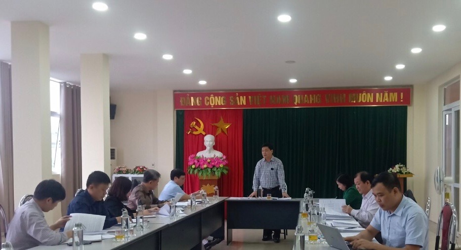 Trưởng Ban Kinh tế - ngân sách HĐND tỉnh La Văn Hồng phát biểu tại buổi khảo sát