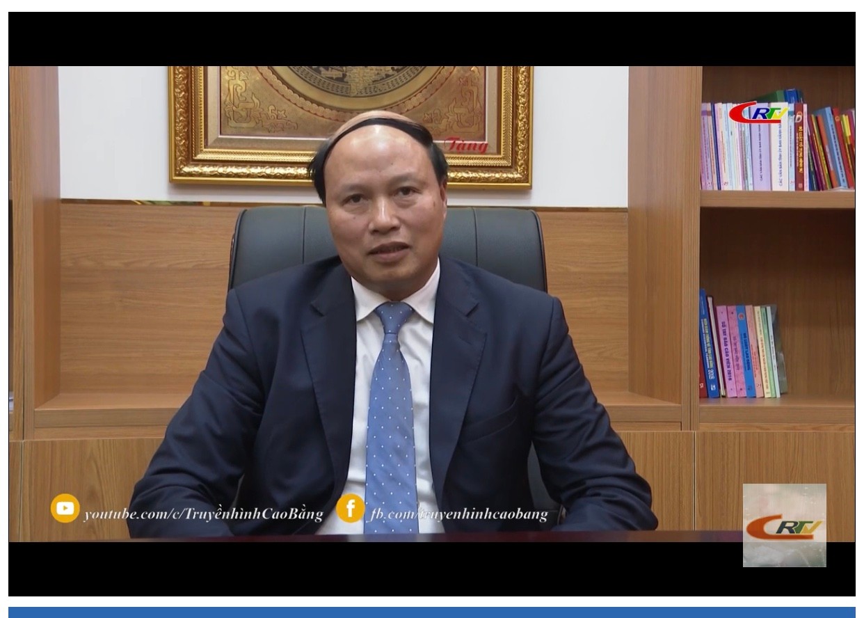 Phó Chủ tịch HĐND tỉnh Hoàng Văn Thạch trả lời phỏng vấn Đài PT-TH tỉnh Cao Bằng