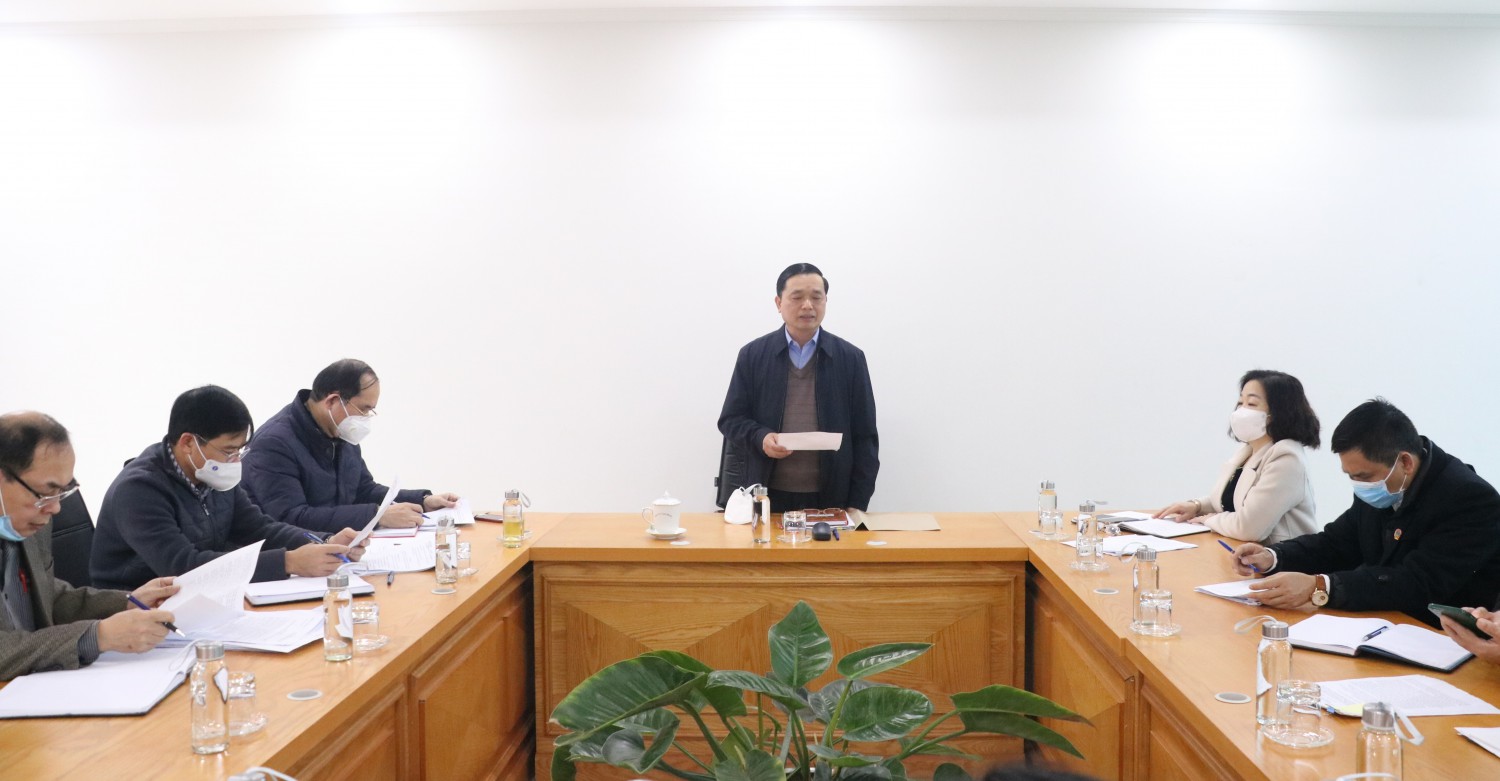 Phó Bí thư Thường trực Tỉnh ủy, Chủ tịch HĐND tỉnh Triệu Đình Lê chủ trì buổi tiếp công dân