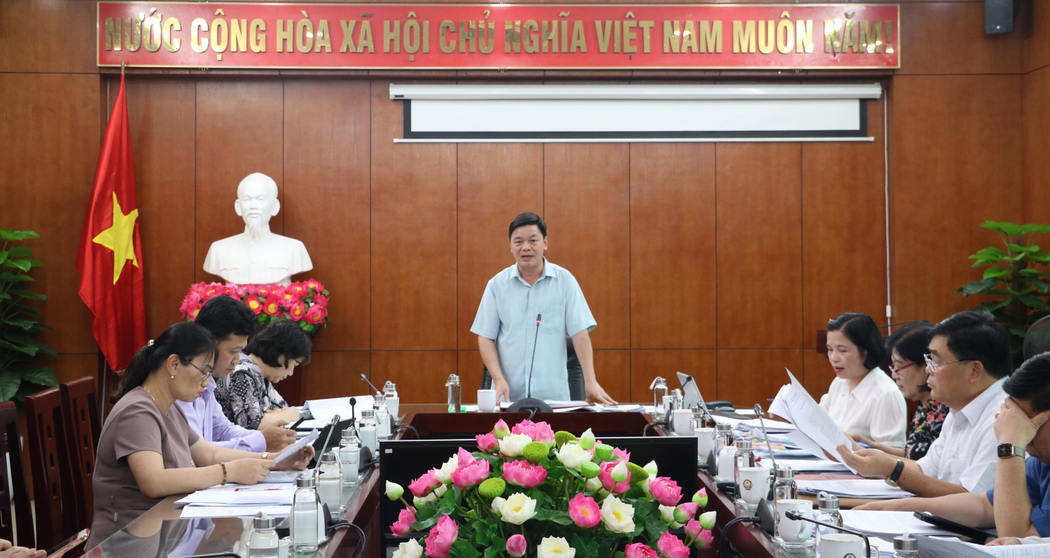 Ban Kinh tế - ngân sách HĐND tỉnh thẩm tra các hồ sơ dự thảo nghị quyết trình tại kỳ họp thứ 8