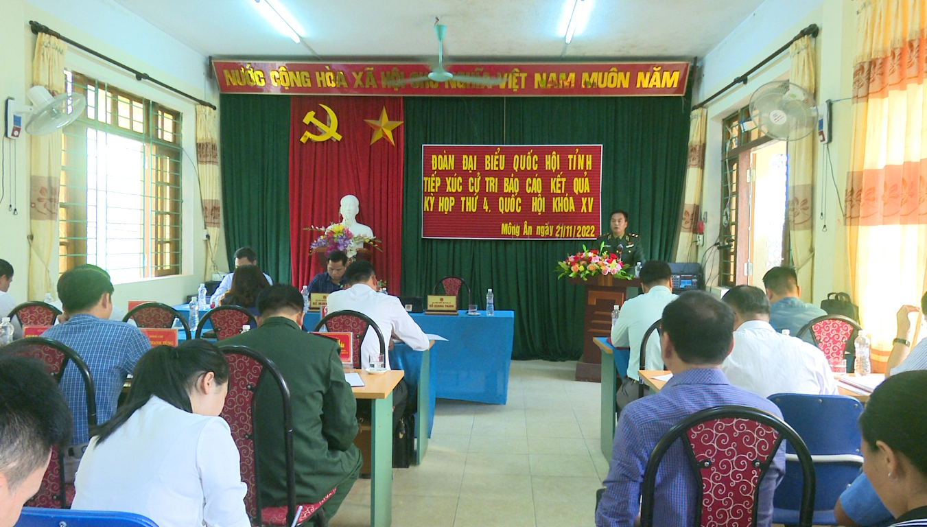 Đoàn đại biểu Quốc hội tỉnh tiếp xúc cử tri huyện Bảo Lâm.