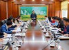 Trưởng Ban Dân tộc HĐND tỉnh - Bàn Quý Sơn phát biểu kết luận họp thẩm tra
