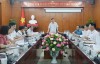 Trưởng Ban Kinh tế - Ngân sách HĐND tỉnh La Văn Hồng phát biểu tại cuộc họp.
