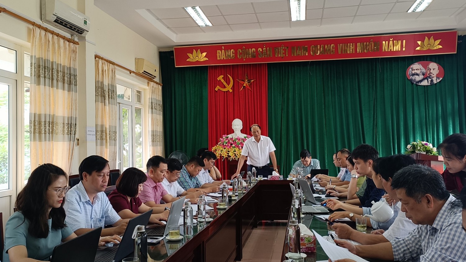 Phó Chủ tịch HĐND tỉnh Hoàng Văn Thạch phát biểu tại buổi giám sát