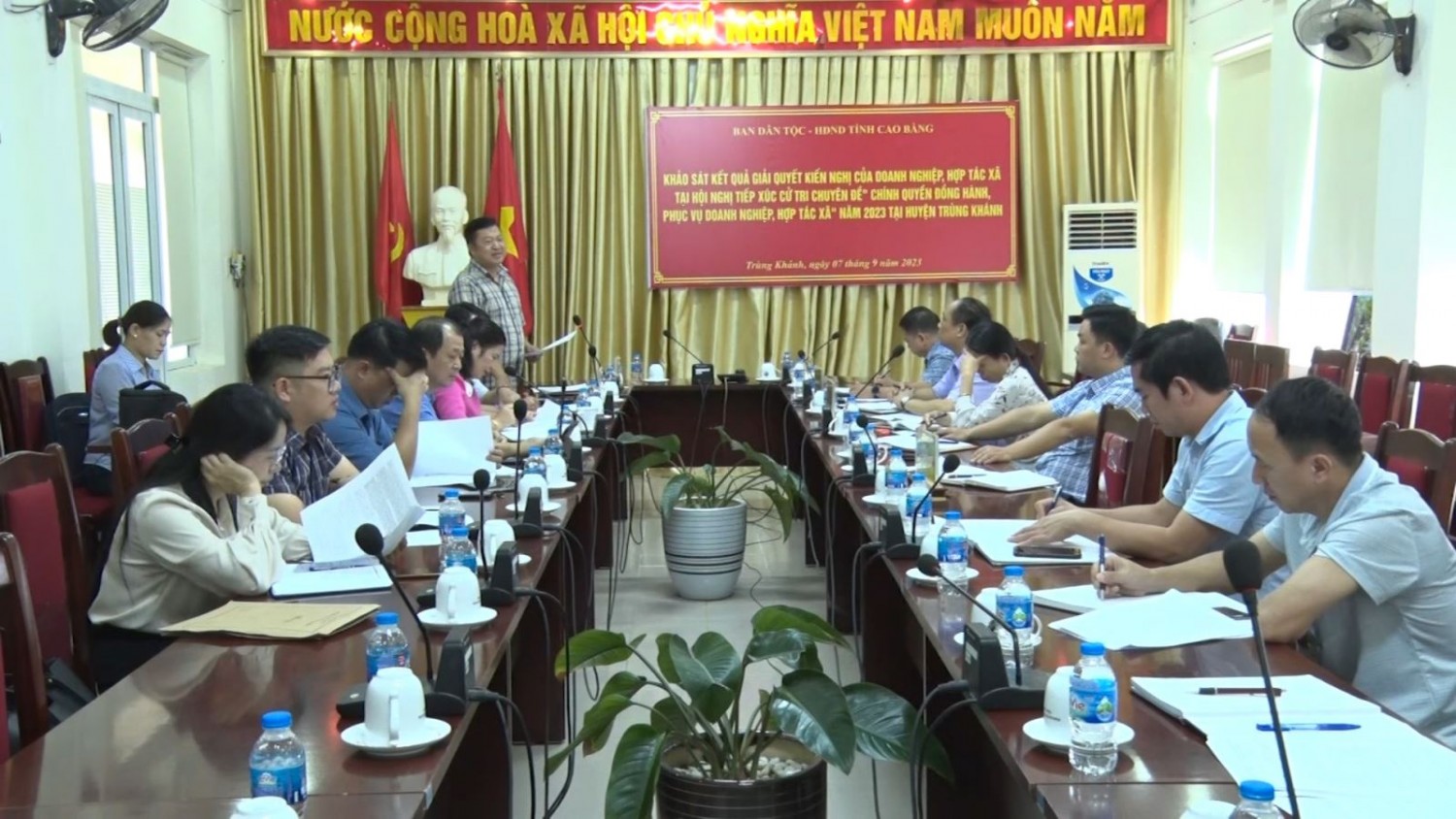 Đoàn Khảo sát làm việc tại UBND huyện Trùng Khánh